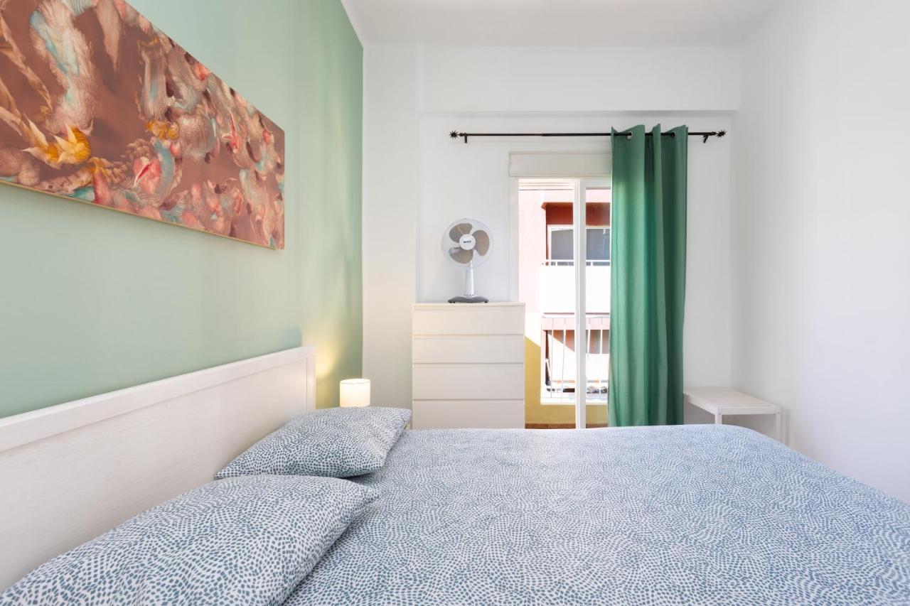 Apartment Home2book Centric & Cozy Flat Rambla Cruz